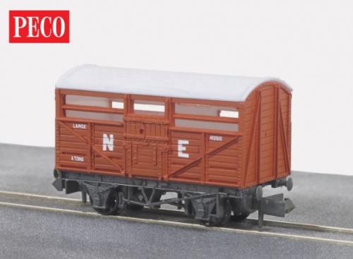 NR-45E Peco LNER Cattle Wagon